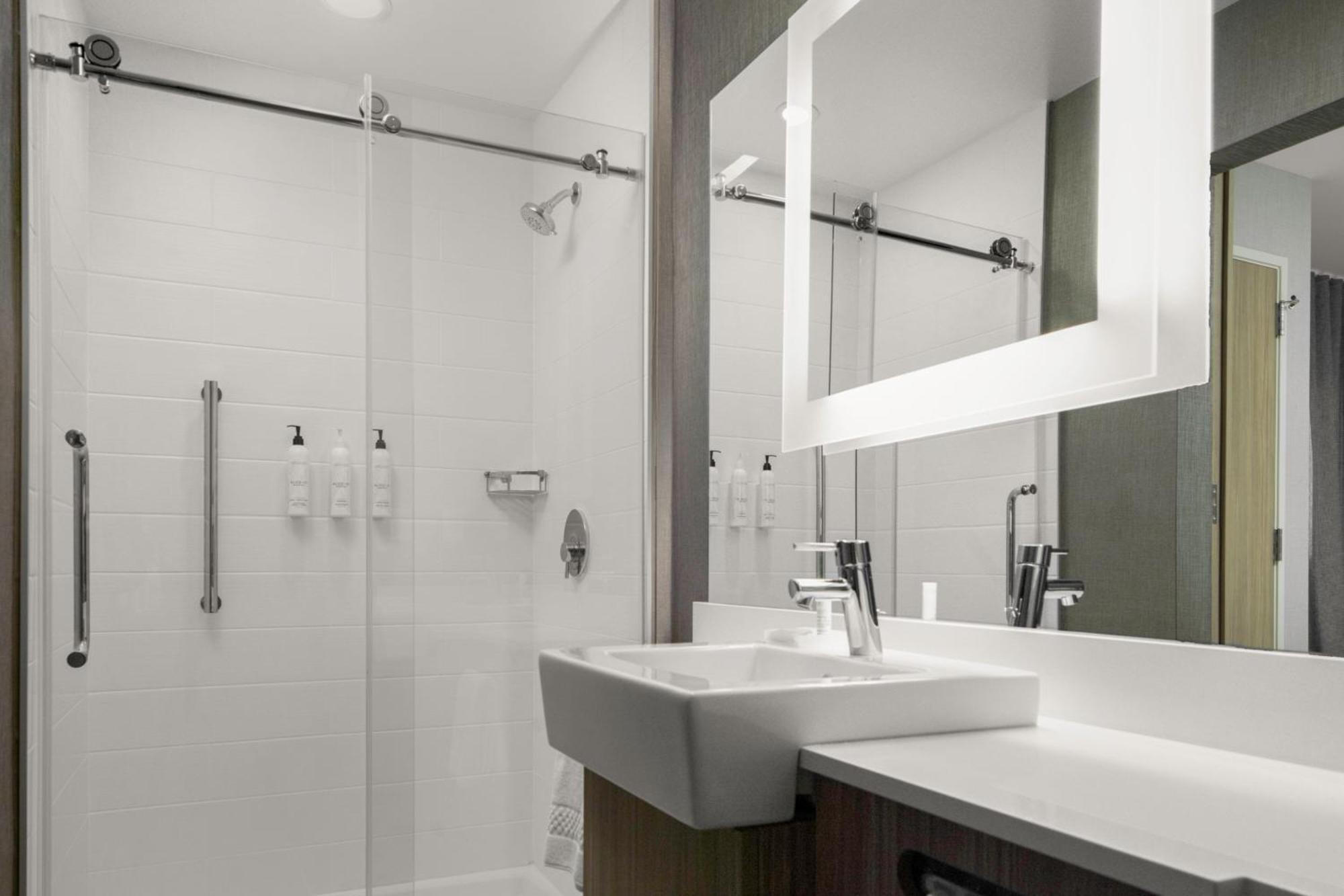 Springhill Suites By Marriott Raleigh Ейпекс Екстериор снимка