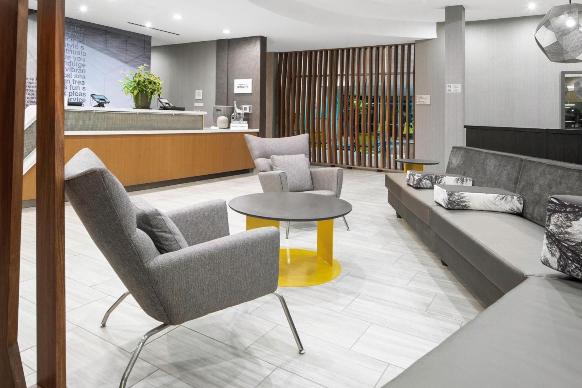 Springhill Suites By Marriott Raleigh Ейпекс Екстериор снимка